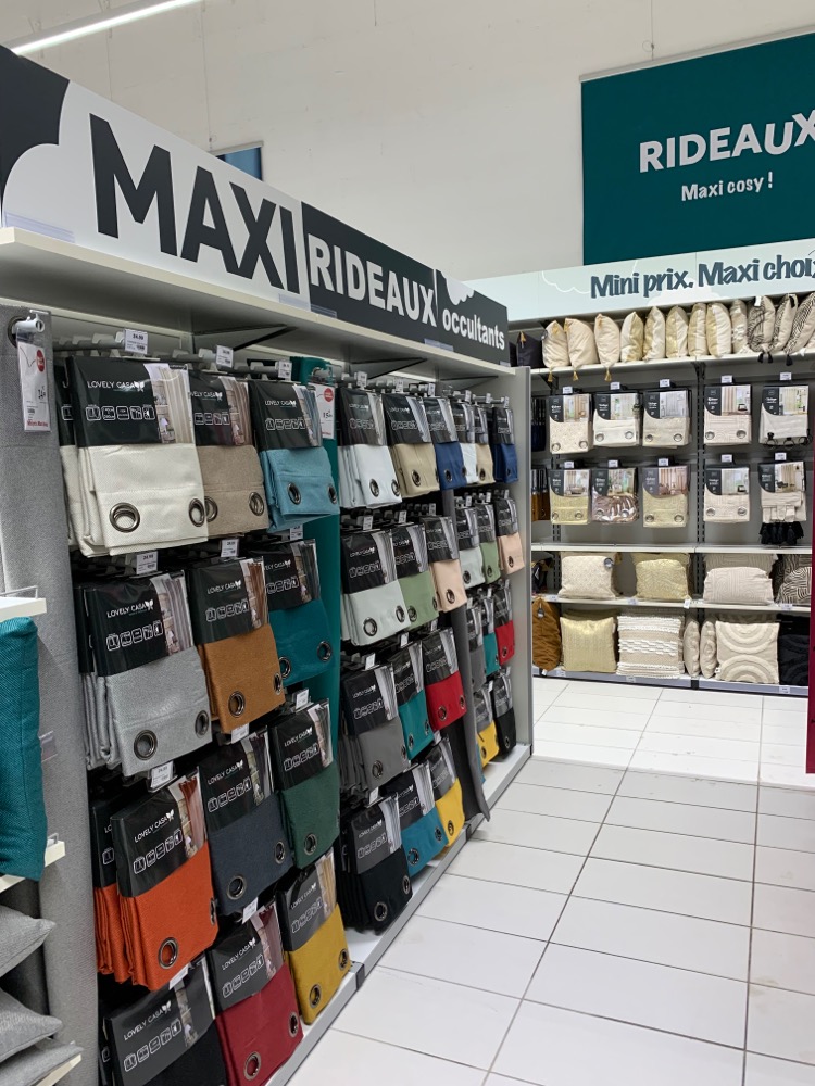 Foto 16 di Maxi Bazar