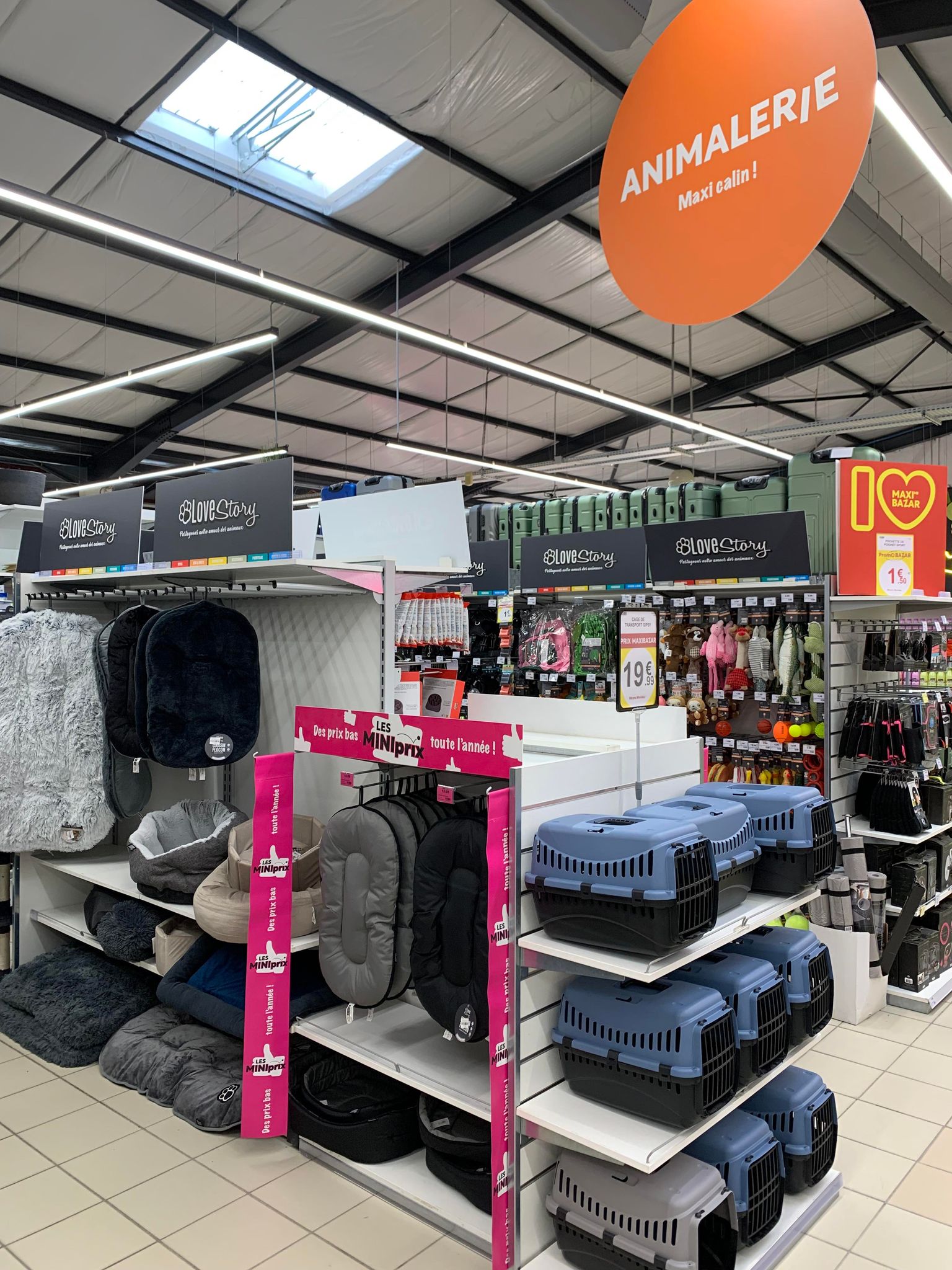 Foto 21 di Maxi Bazar