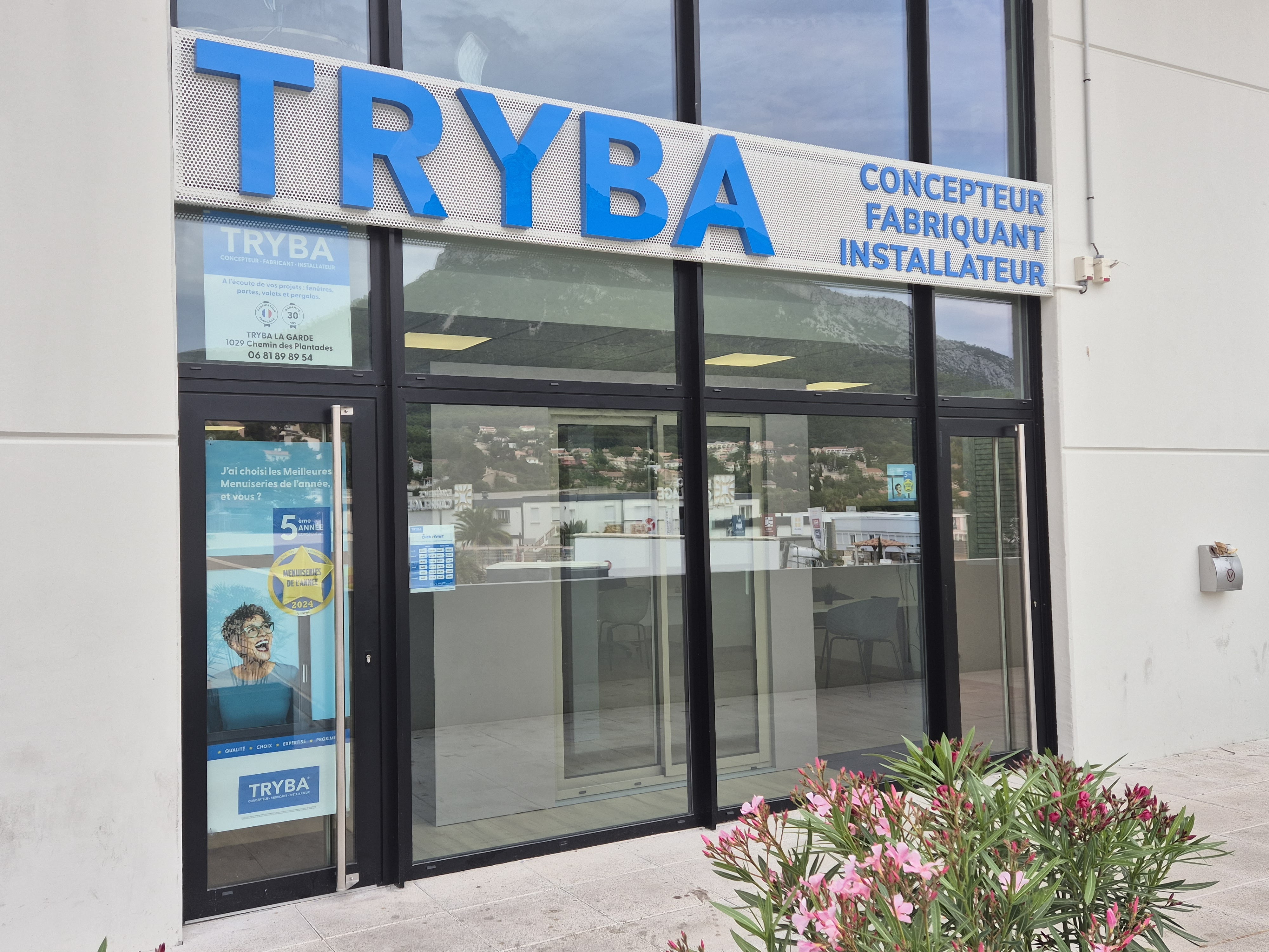 Foto 13 di TRYBA La Garde