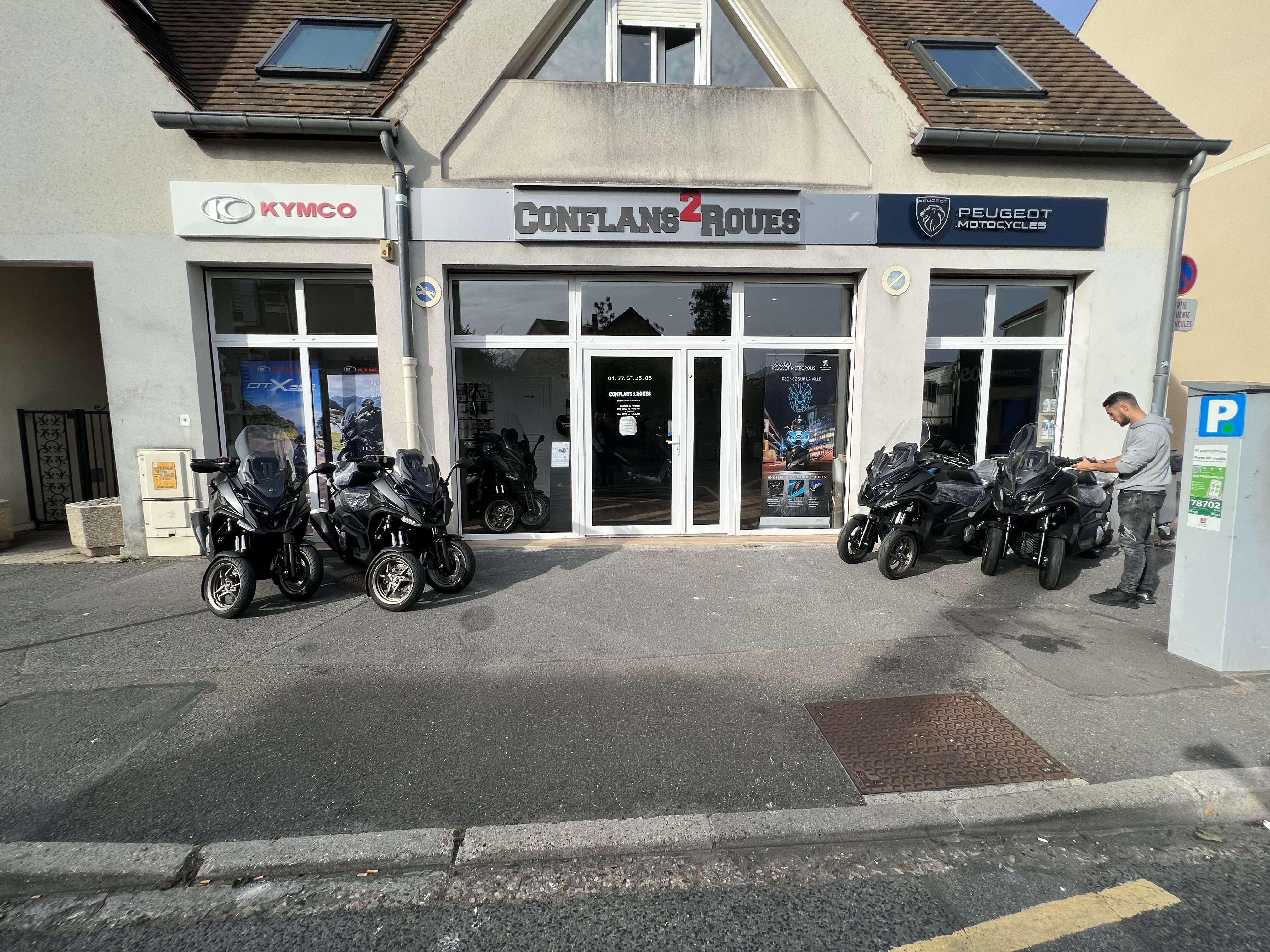Fotografia 115 de CONFLANS 2 ROUES